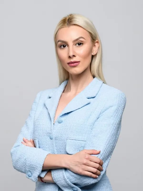 Александра Дянкова