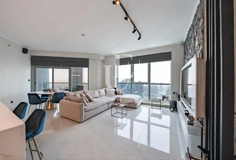 Реновиран апартамент с три спални в Dubai Marina