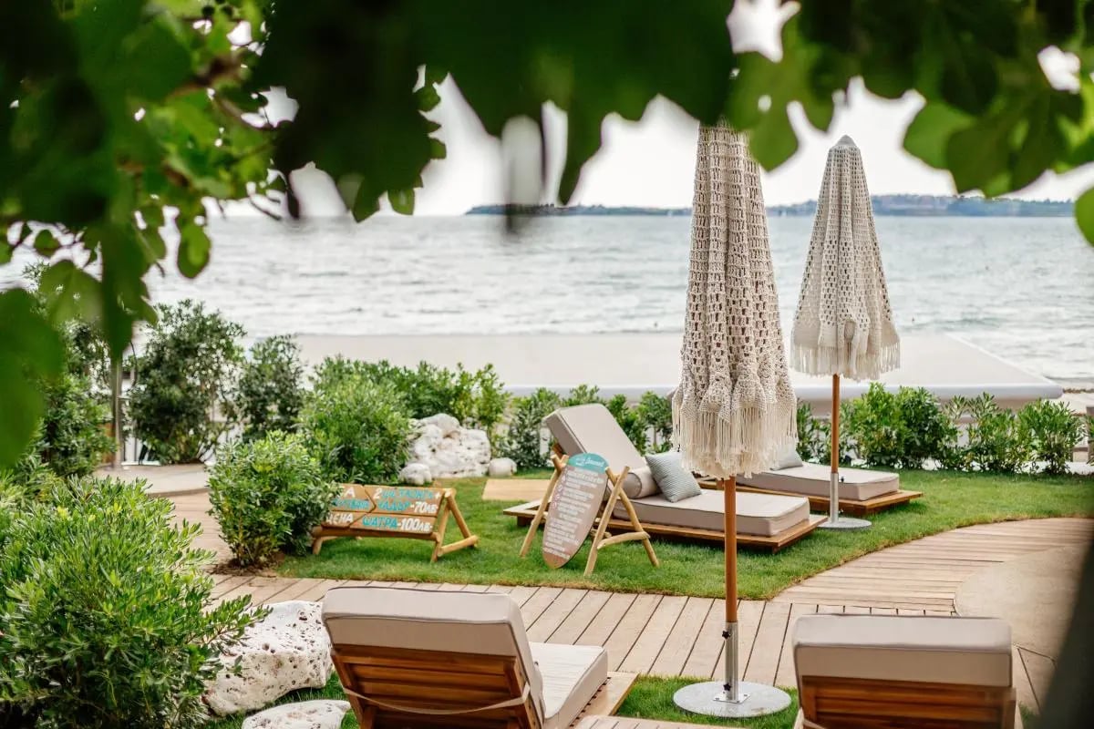 MODERN ECO CAMPING - Luxury and comfort on the beach 1