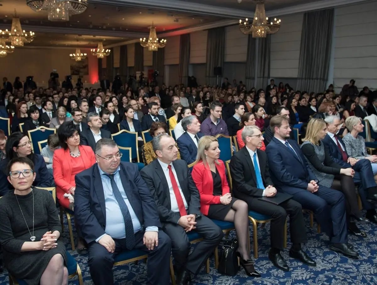Unique Estates подкрепи Годишни награди за отговорен бизнес 2016 на BBLF 6