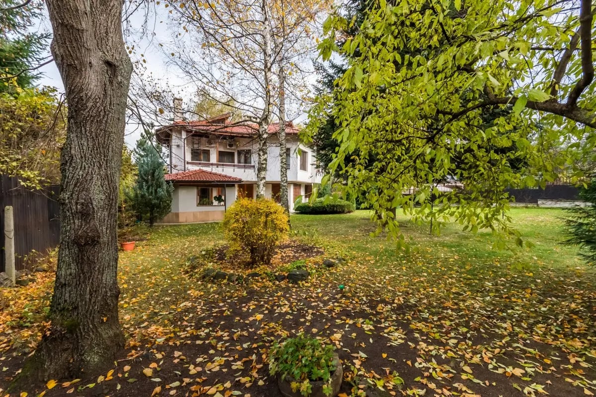 Open house day - a luxury house for sale 7