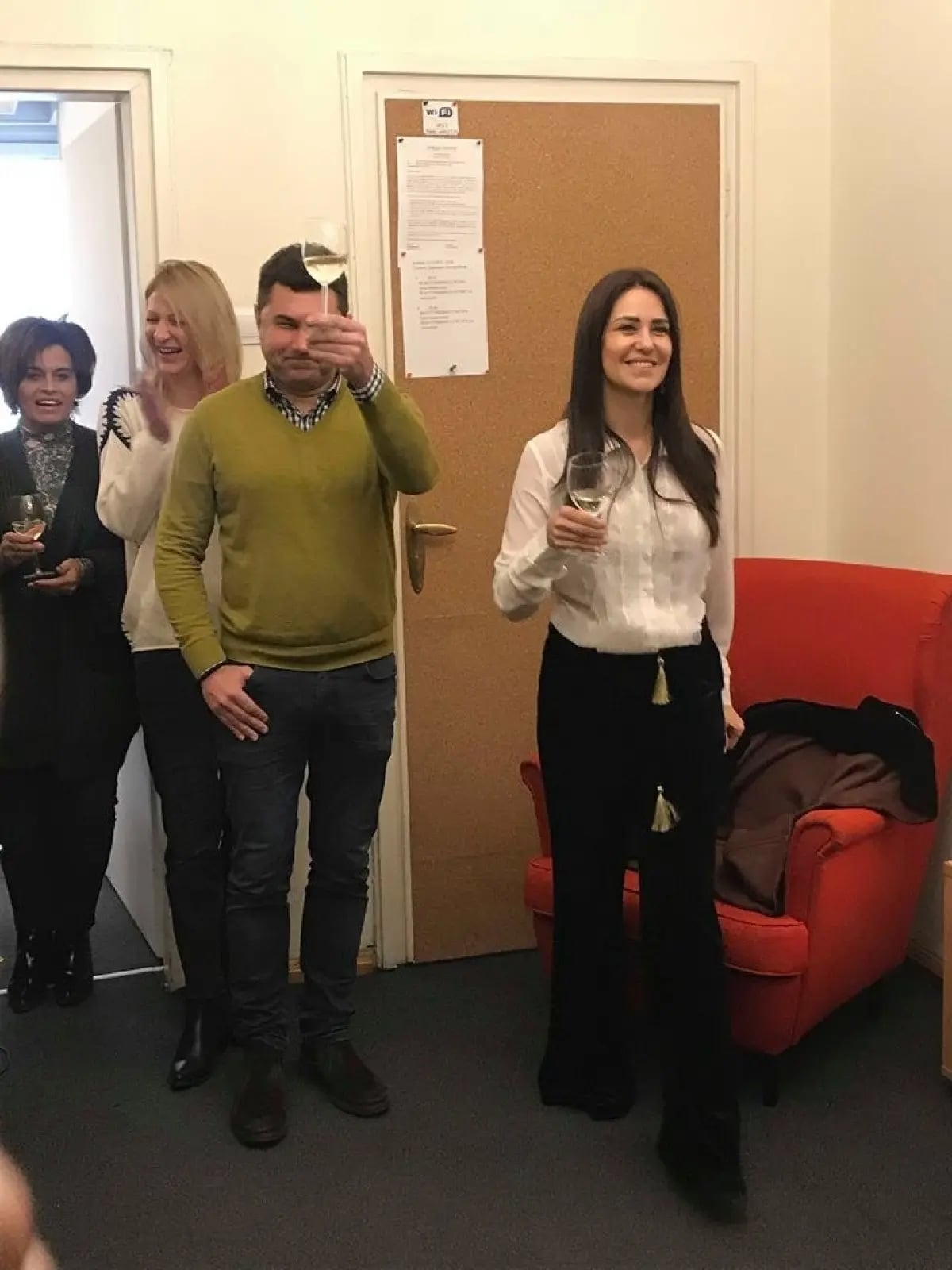 Unique Estates team is celebrating! 1