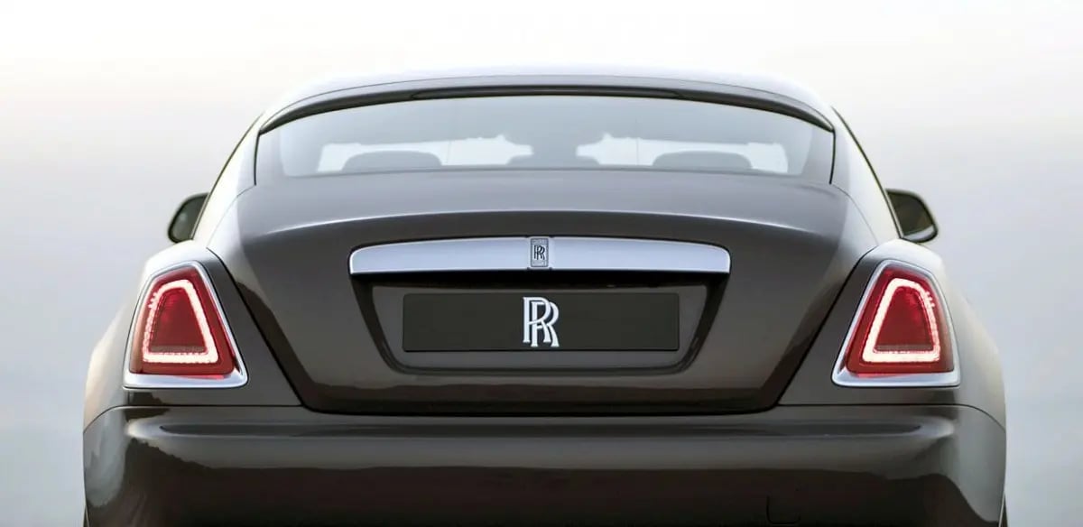 В смел израз на динамичен лукс, Rolls-Royce разкрива Wraith Luminary Collection 5