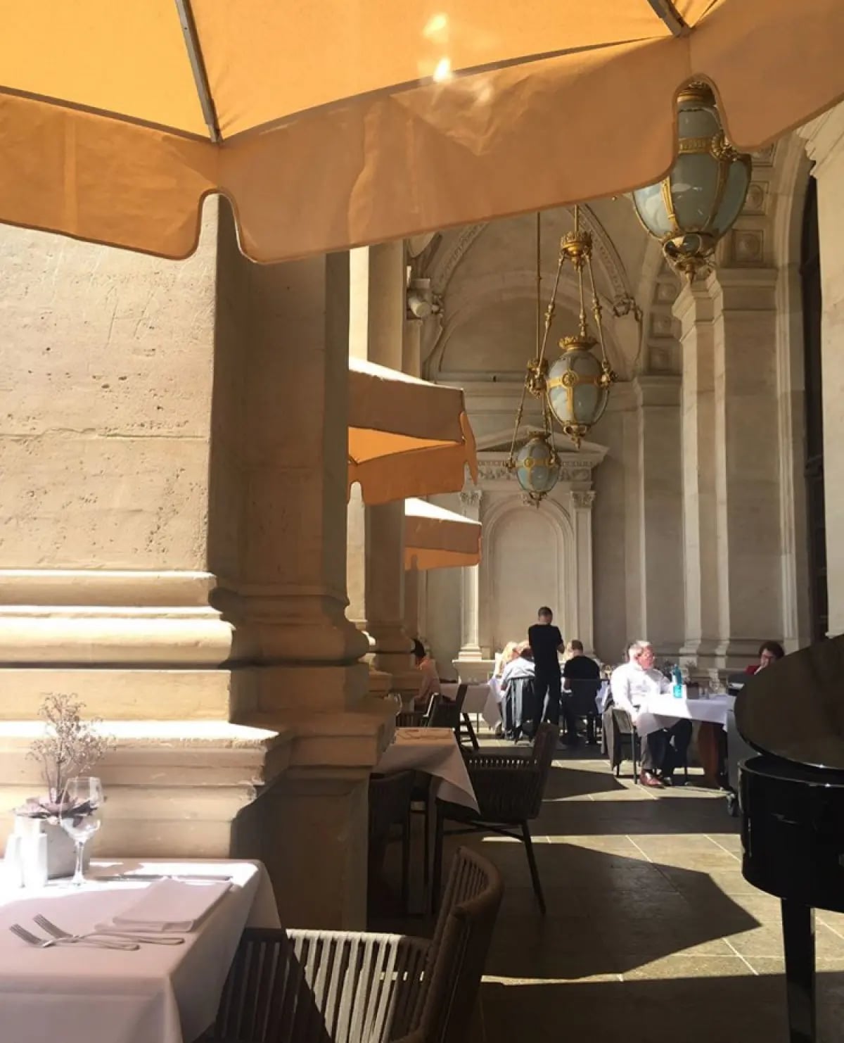 Around the world with Unique Estates - Sylvana Vassileva in Frankfurt 4
