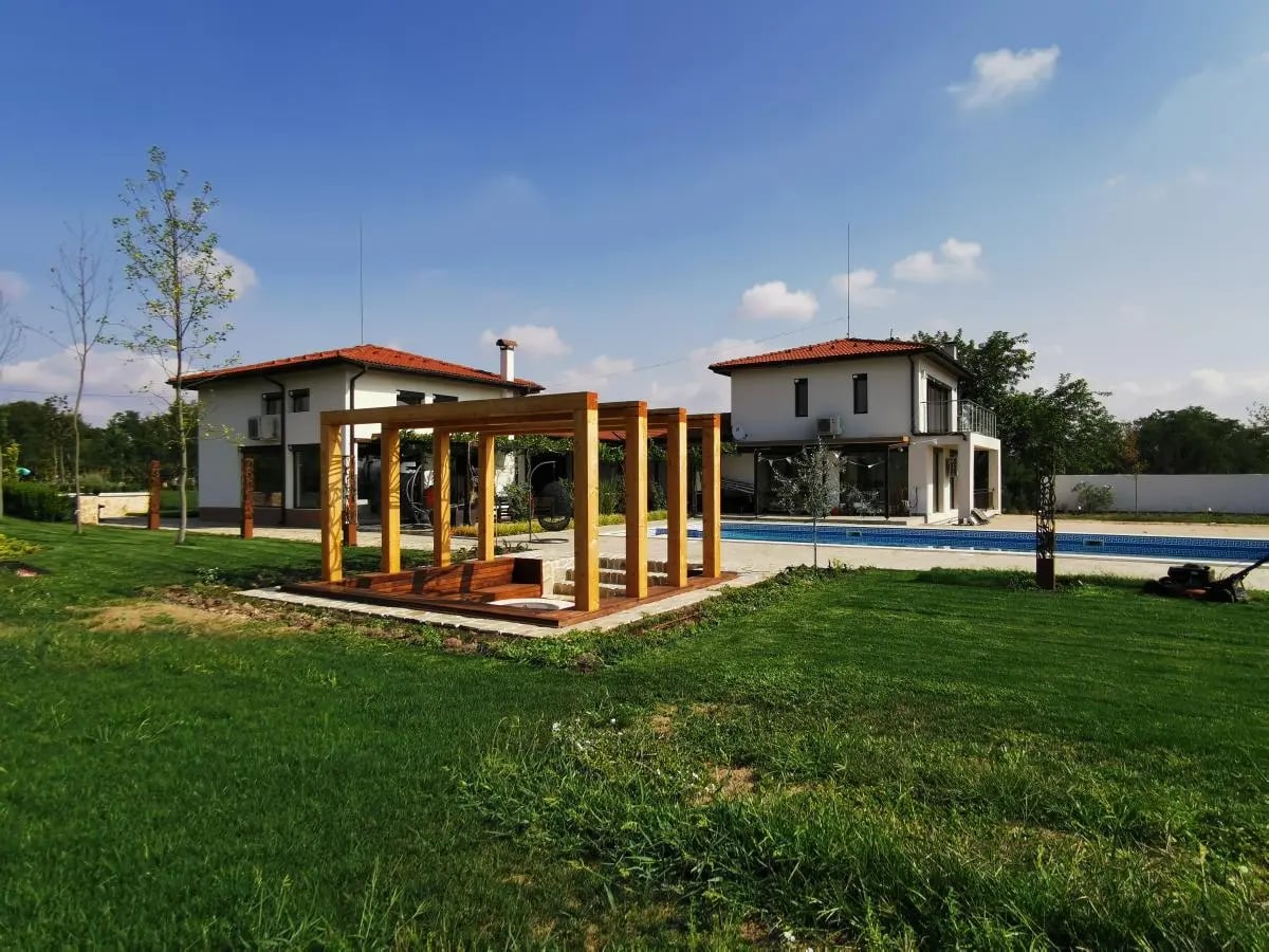 „In vino veritas“ – returning to the Bulgarian roots in an exceptional Thracian mansion 6