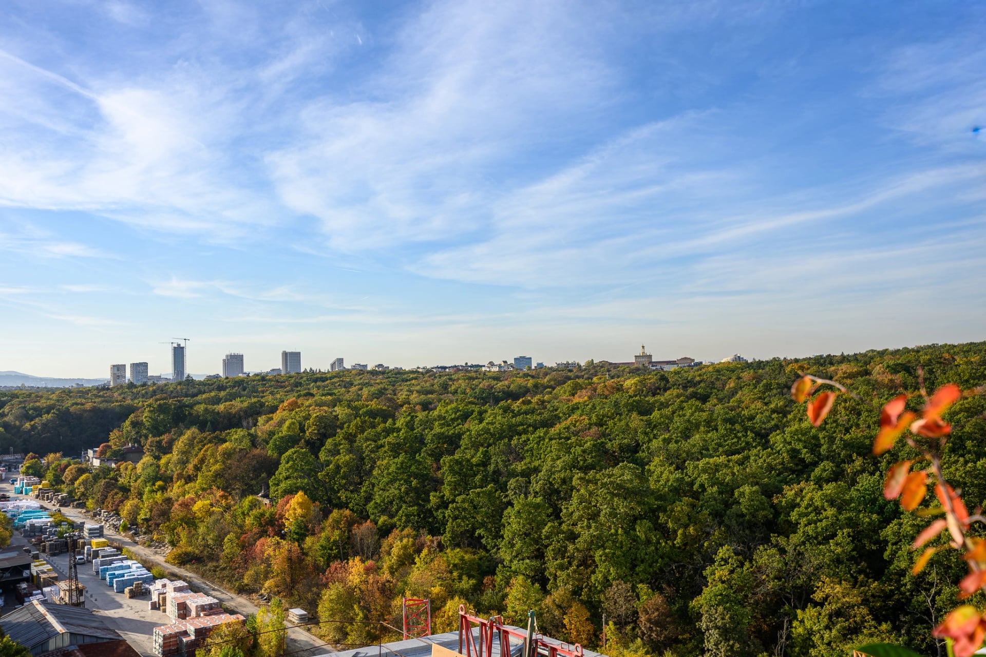 Unique Estates | Christie’s International Real Estate и Arteks Engineering представиха първата терасовидна сграда на Балканите
