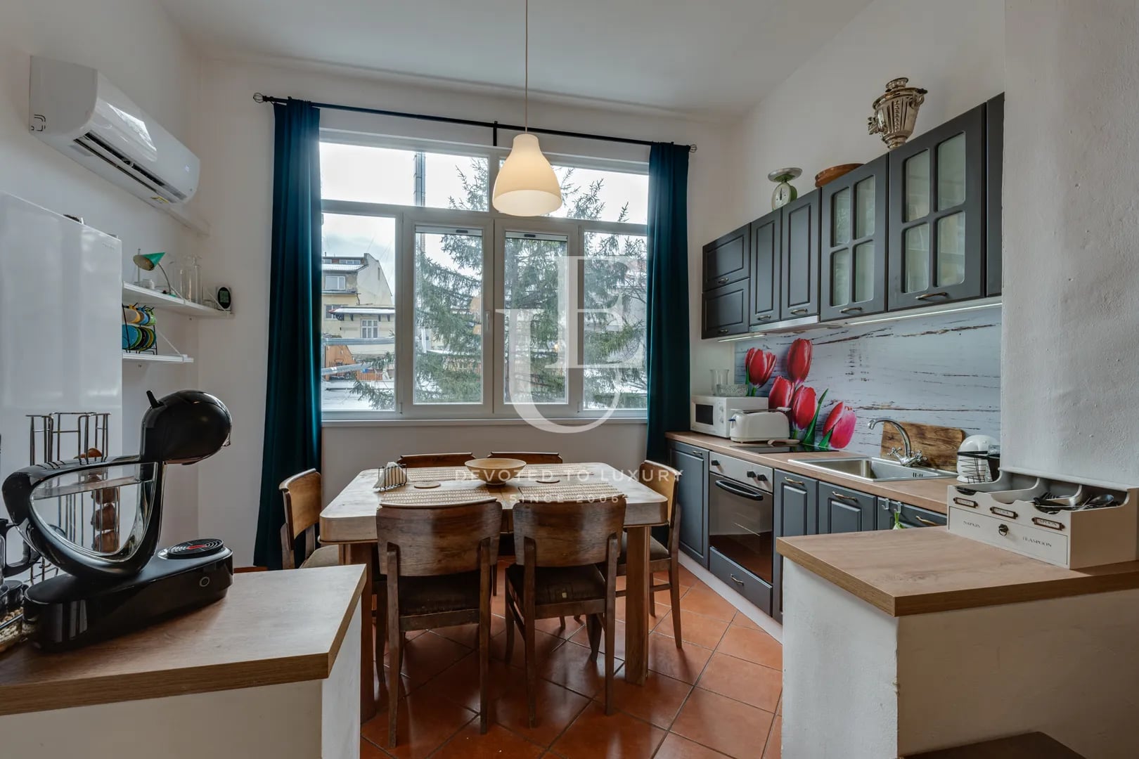 Spacious, sunny and quiet apartment in an ideal center for rent