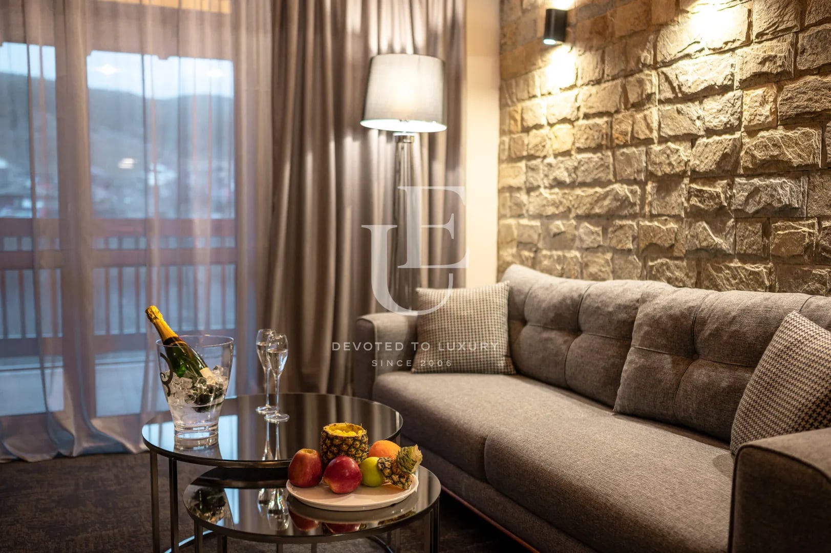 Дизайнерски апартамент част от пет звездният Grand Hotel Therme