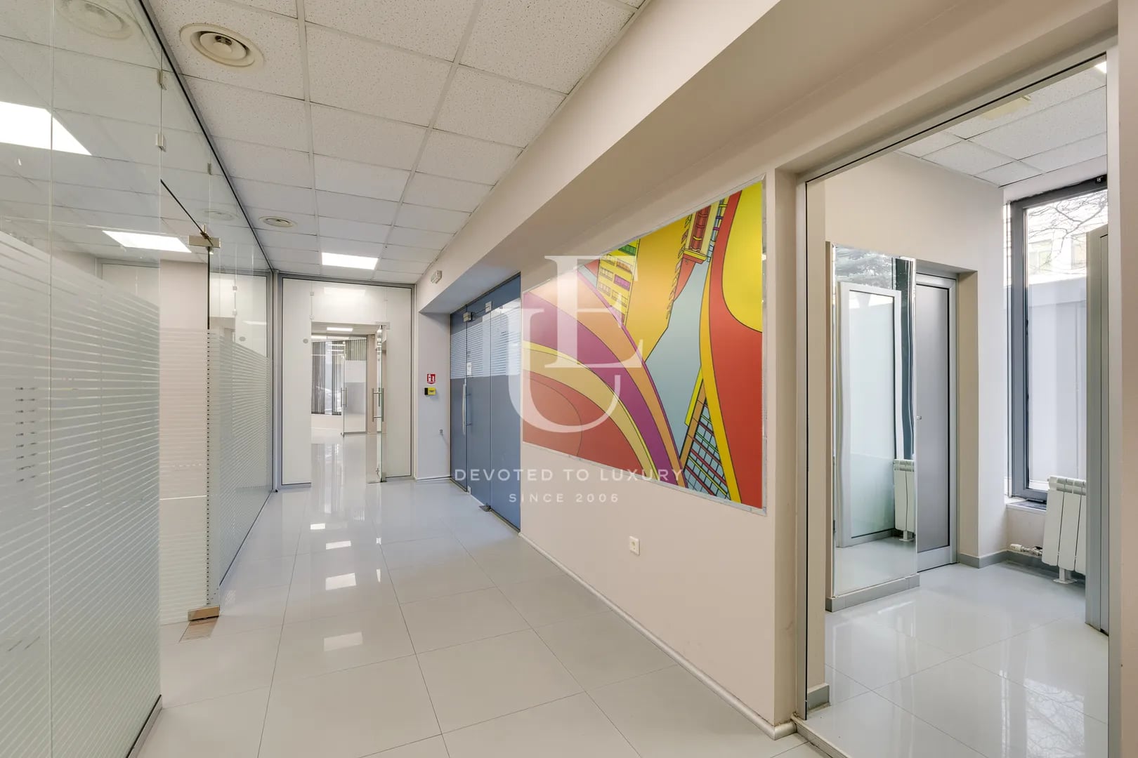 Spacious office in a presentable building in Lozenets