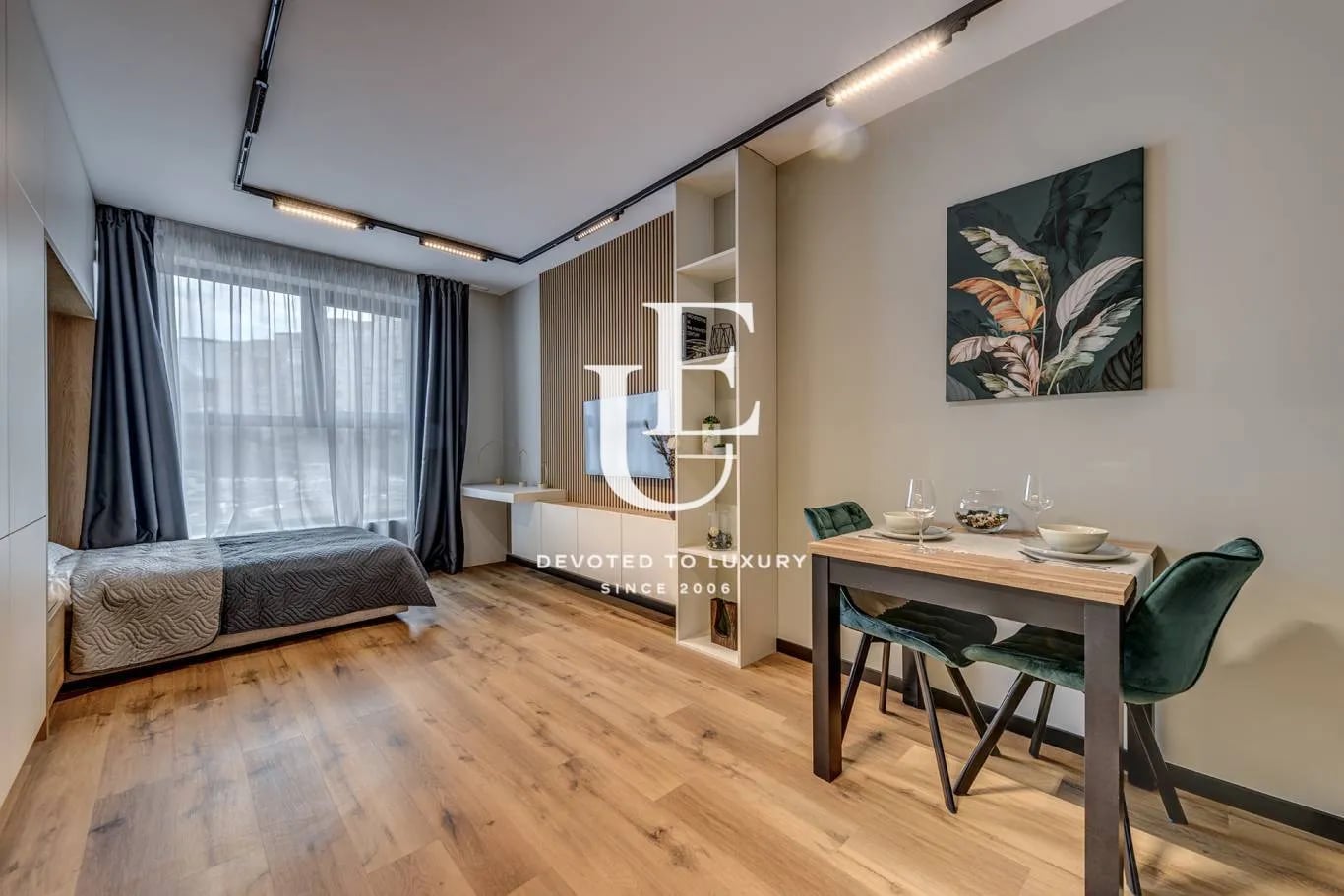 Обзаведен еднопространствен апартамент с отлична локация