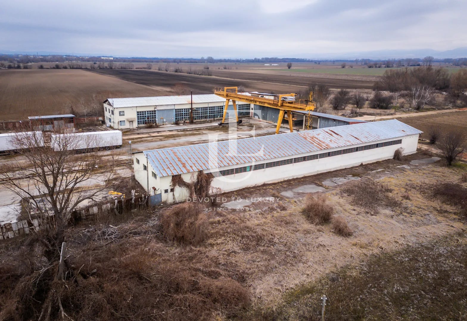 Operating warehouse with TIR access for rent in Sofia