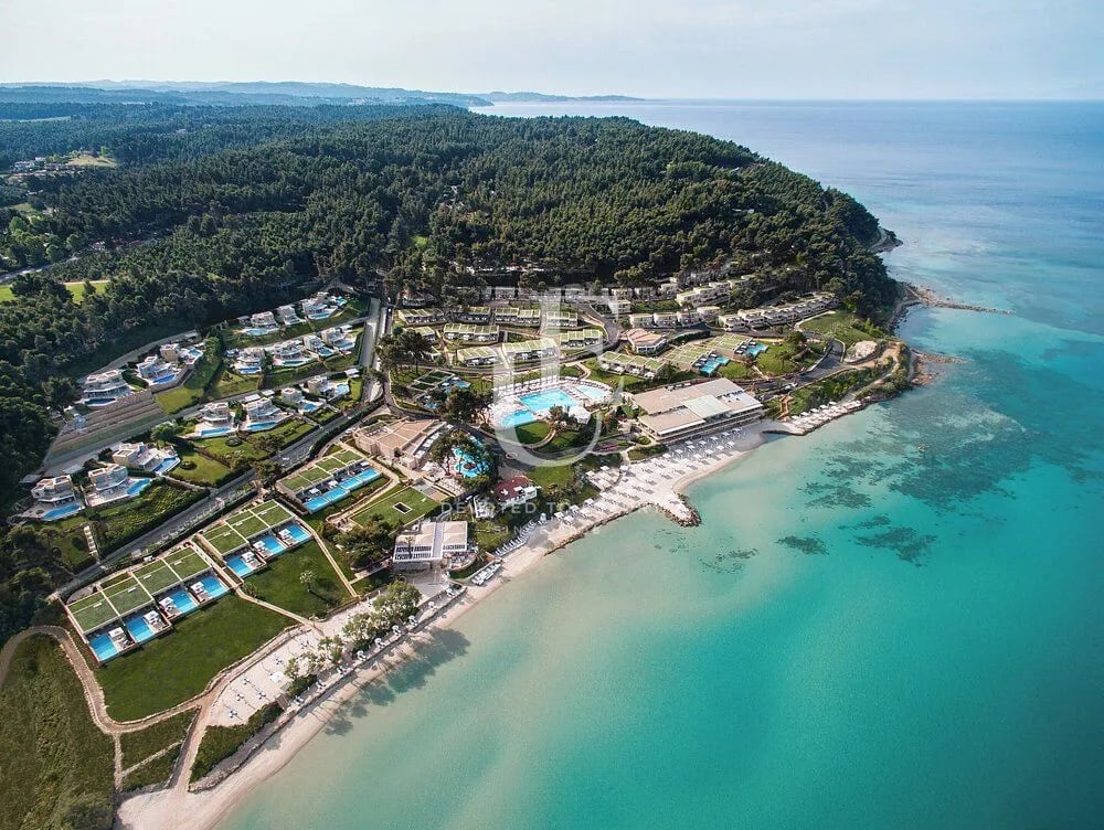 Впечатляваща луксозна вила за продажба в Sani Resort, Халкидики