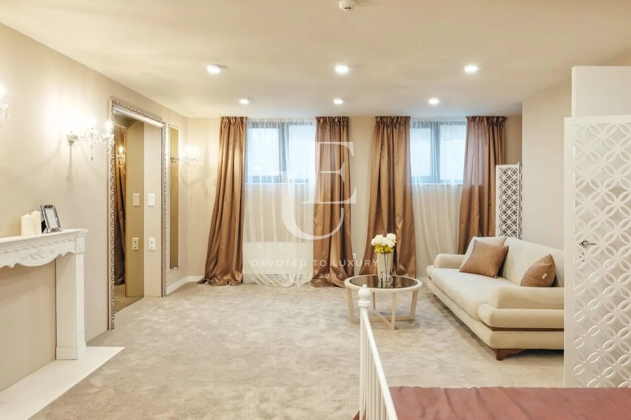 Къща под наем в затворен комплекс