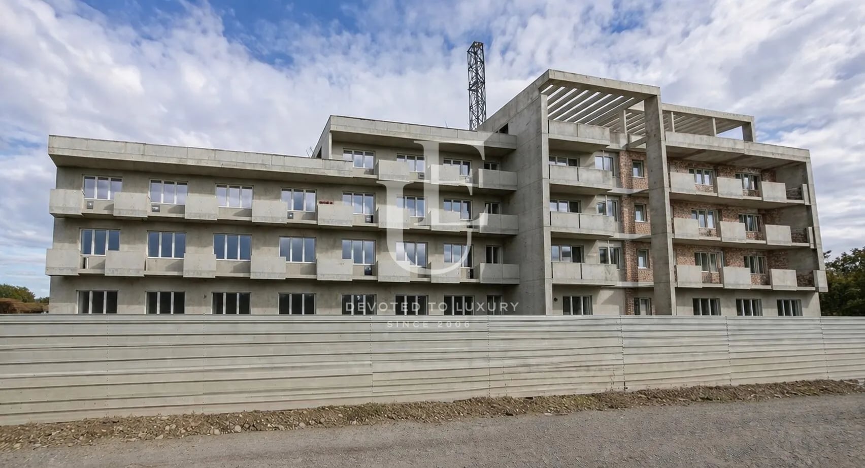 Staff dormitory building for sale near Sofia