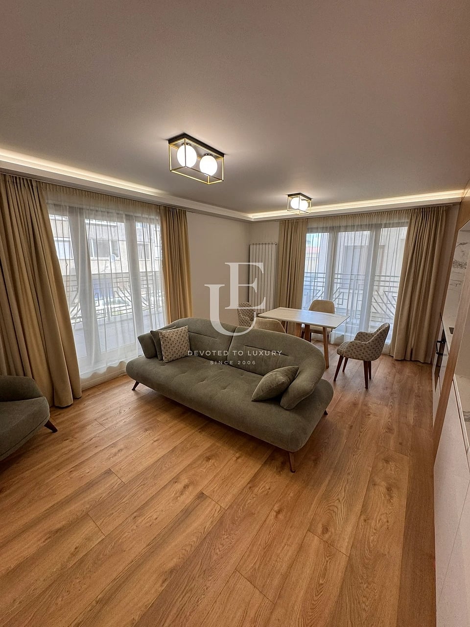 Two-bedroom apartment for rent near Medical University
