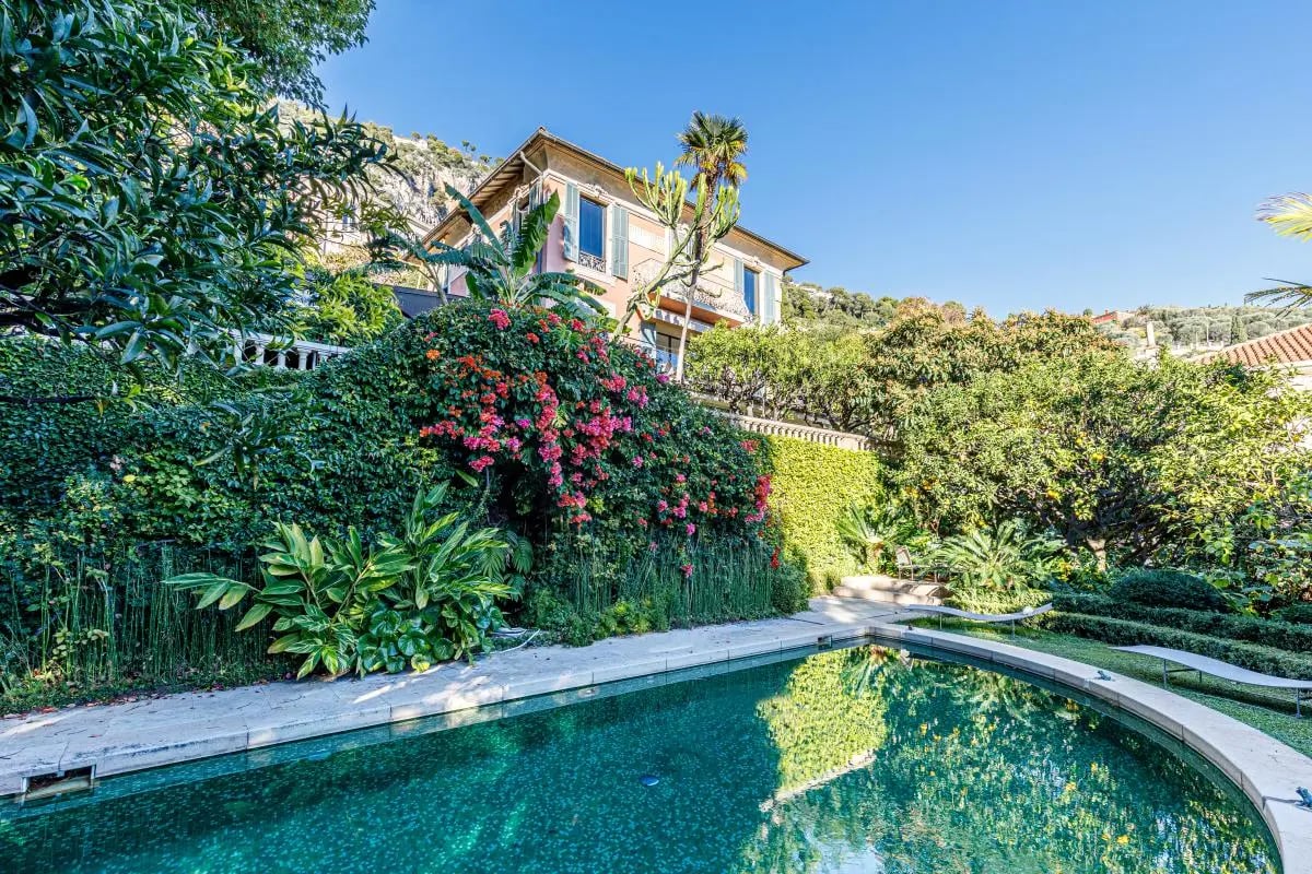 How to buy a luxury property outside Bulgaria 6