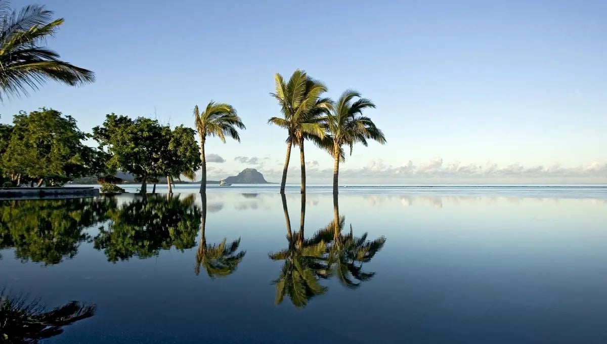 Welcome to Mauritius! Why to buy a property and invest on the island? 2