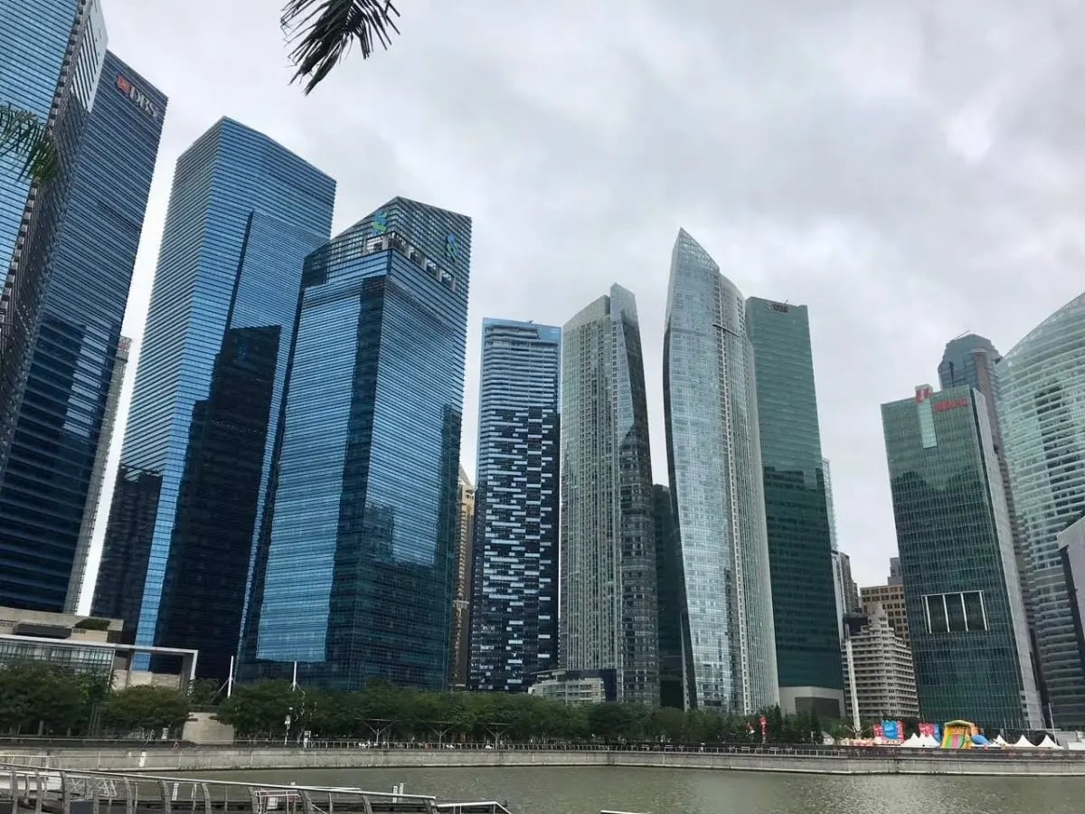 Around the world with Unique Estates’ team - Theodora Bivolarska in Singapore 1