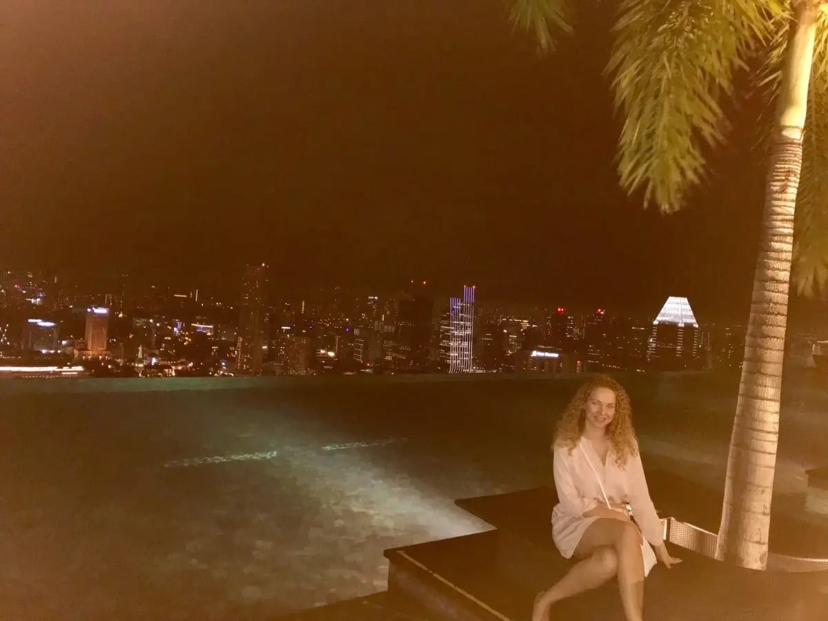 Around the world with Unique Estates’ team - Theodora Bivolarska in Singapore 6