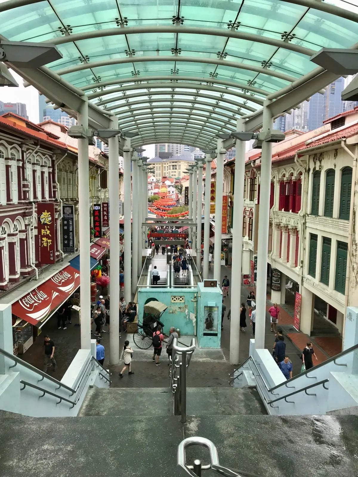 Around the world with Unique Estates’ team - Theodora Bivolarska in Singapore 18