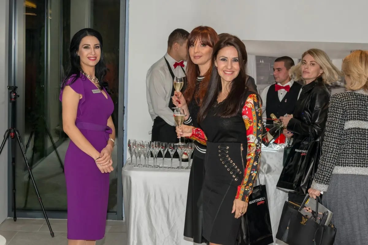 Unique Estates Champagne Reception 27