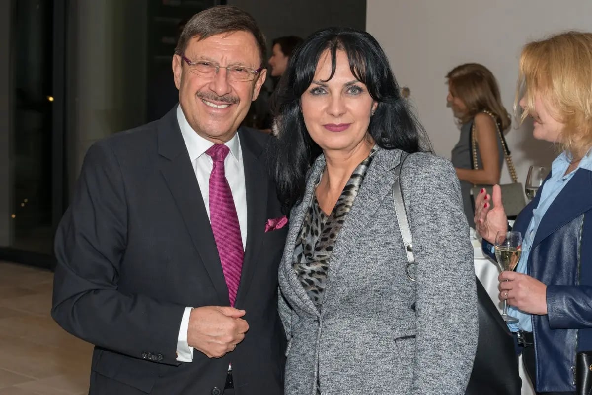 Unique Estates Champagne Reception 40