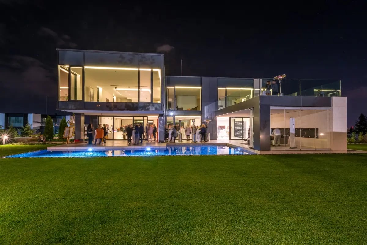 Unique Estates Champagne Reception 45