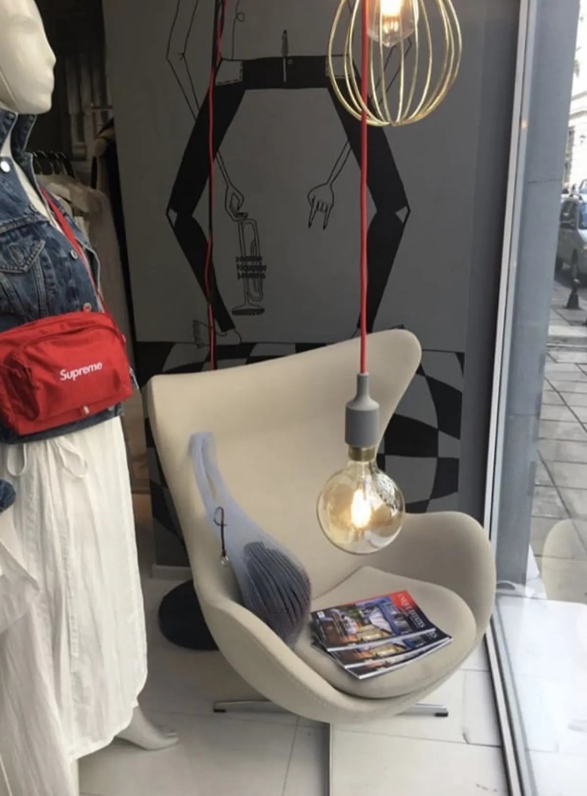 Unique Estates Life Spring/Summer 2019 е вече на пазара! 12