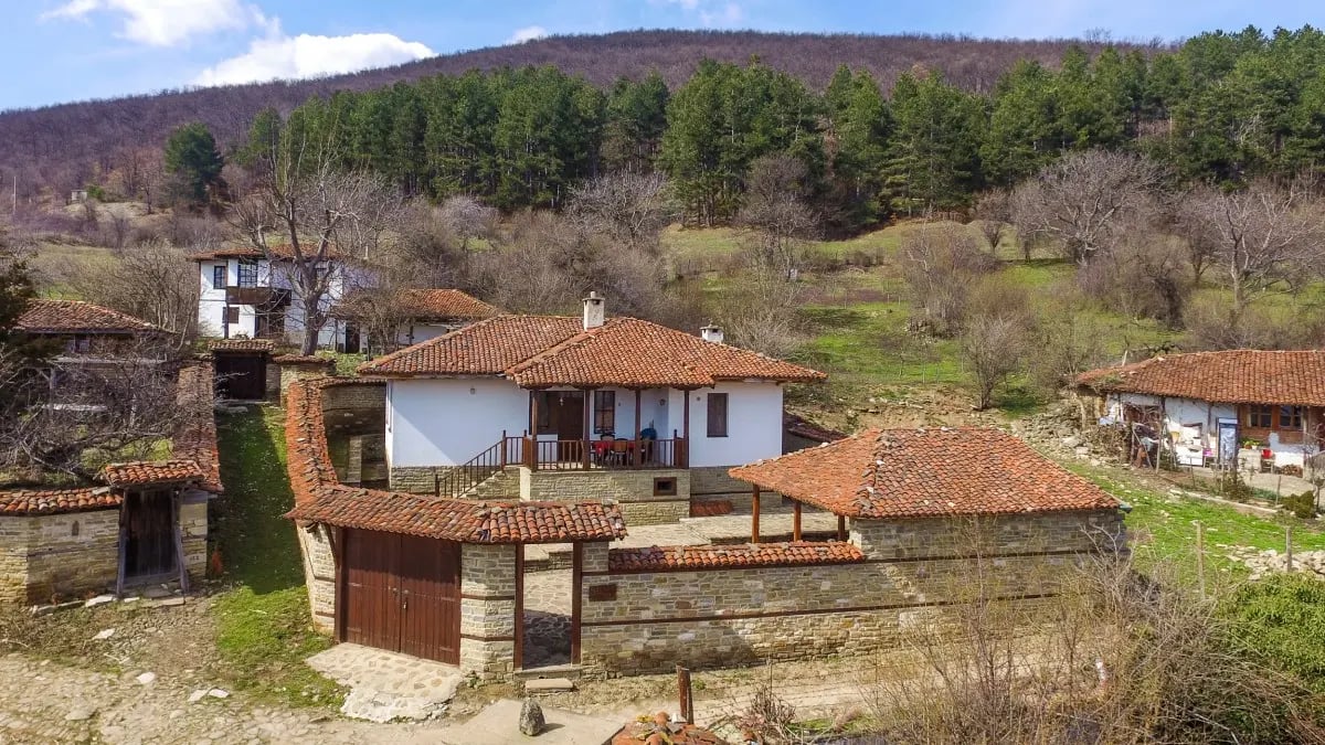 Three authentic properties in Zheravna 1