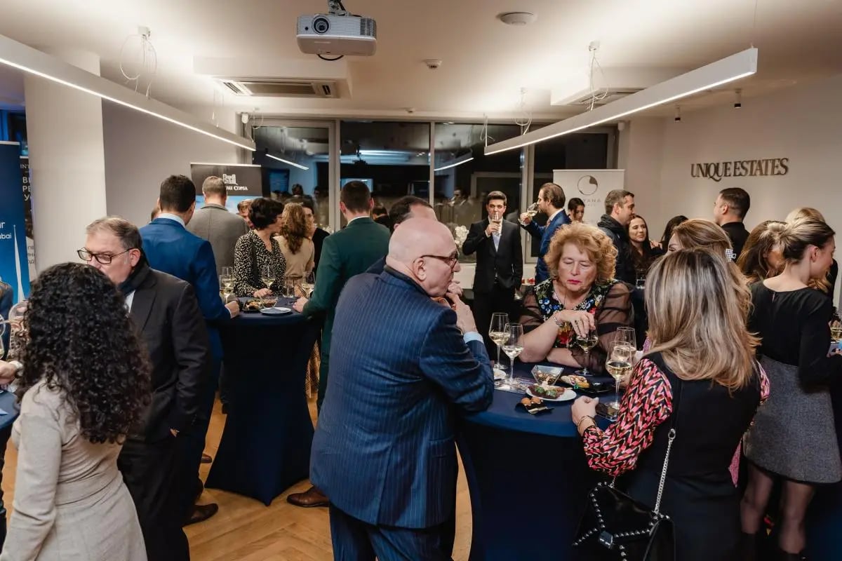 Предпразничен коктейл Meet BBLF Success: Dubai Property Cocktail 2