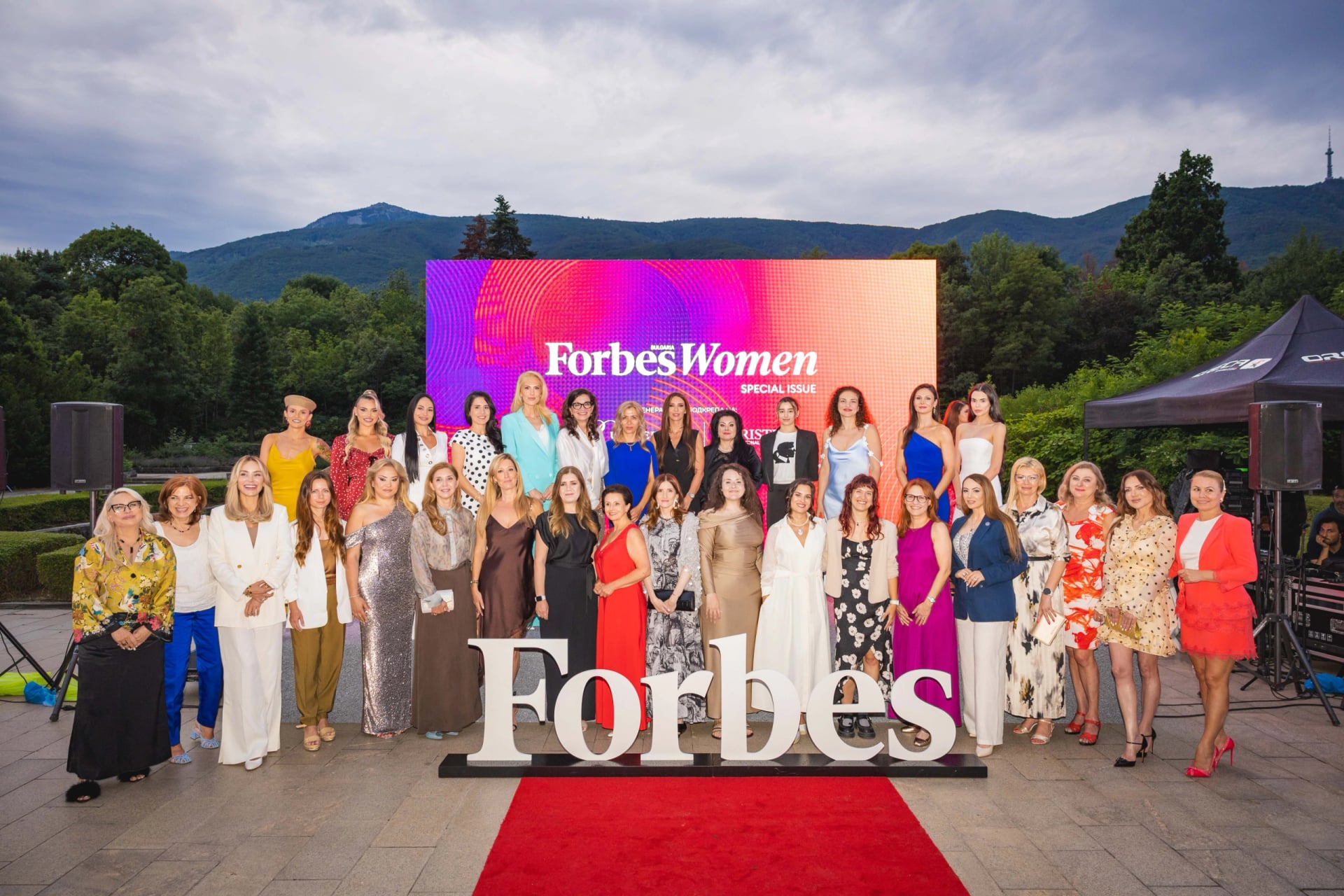 Весела Илиева на корицата на Forbes Women Special Issue 2026
