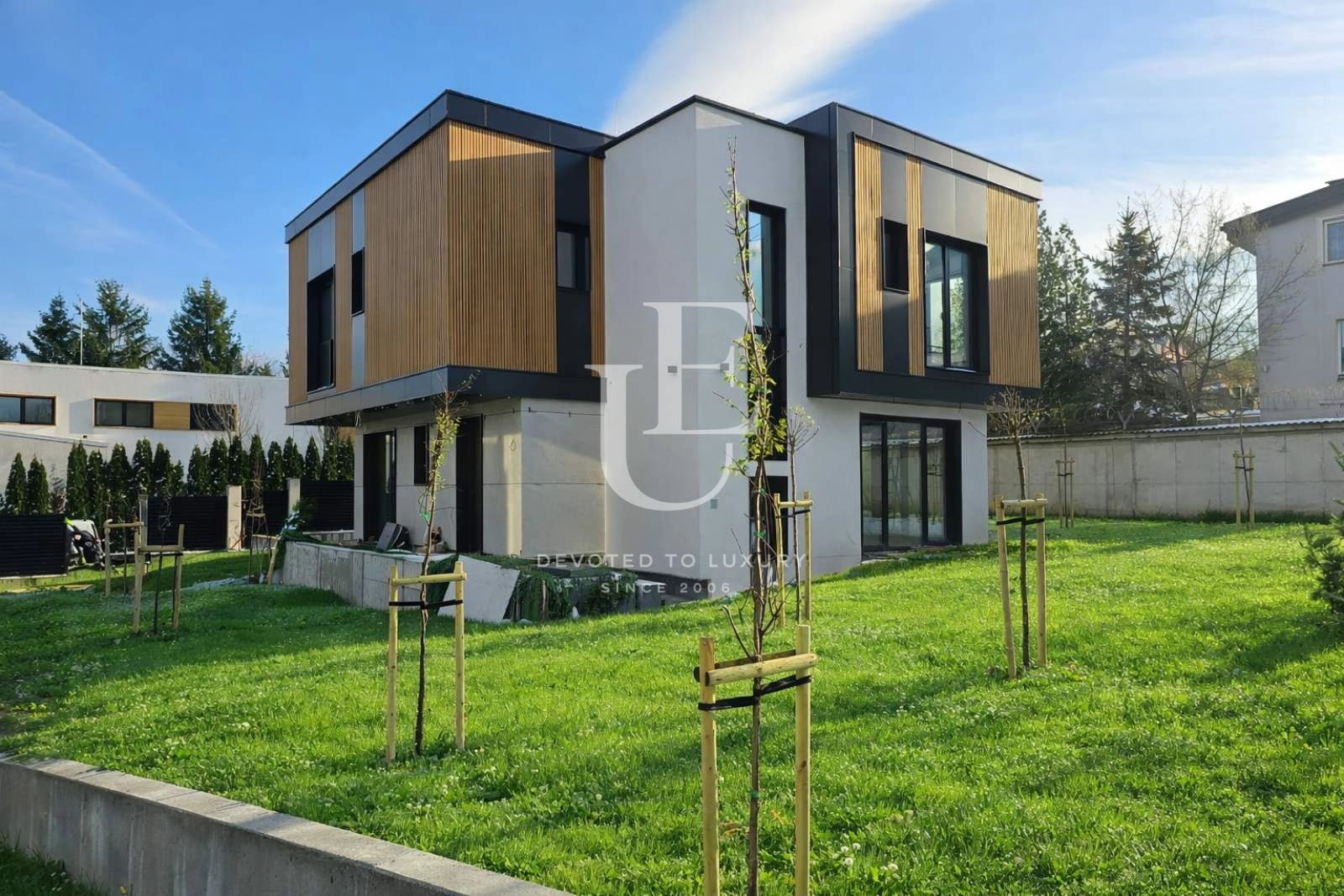 Modern detached house for sale in Simeonovo district