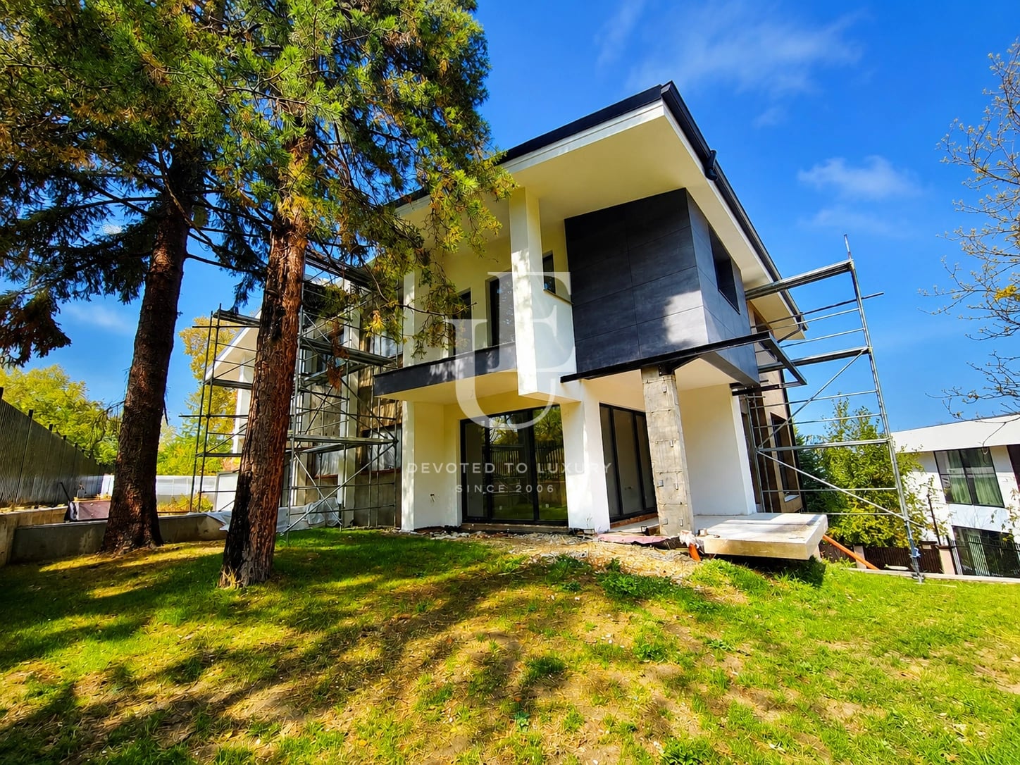 Modern house under construction for sale in Dragalevtsi district