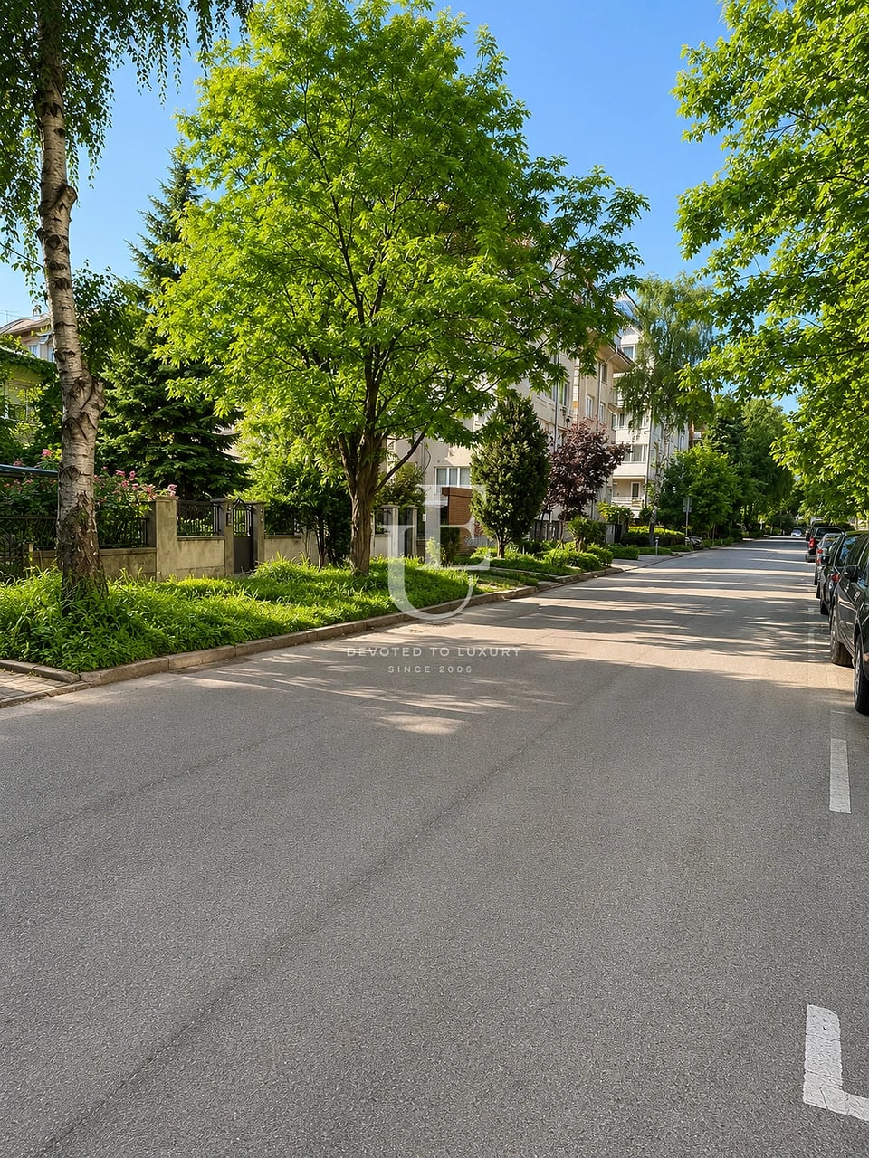 Exclusive three-room apartment in a boutique building in Lozenets