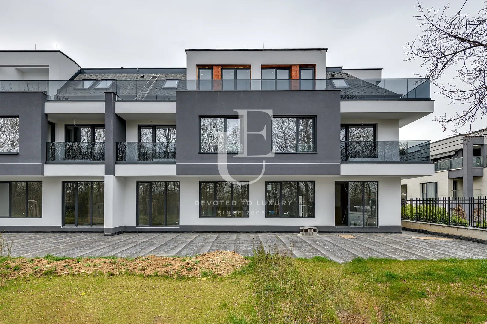 Lovely town house close to Paradise Center