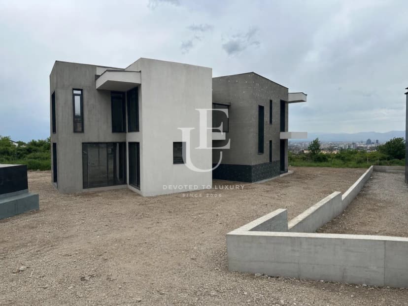 House with act 16 in Dragalevtsi district