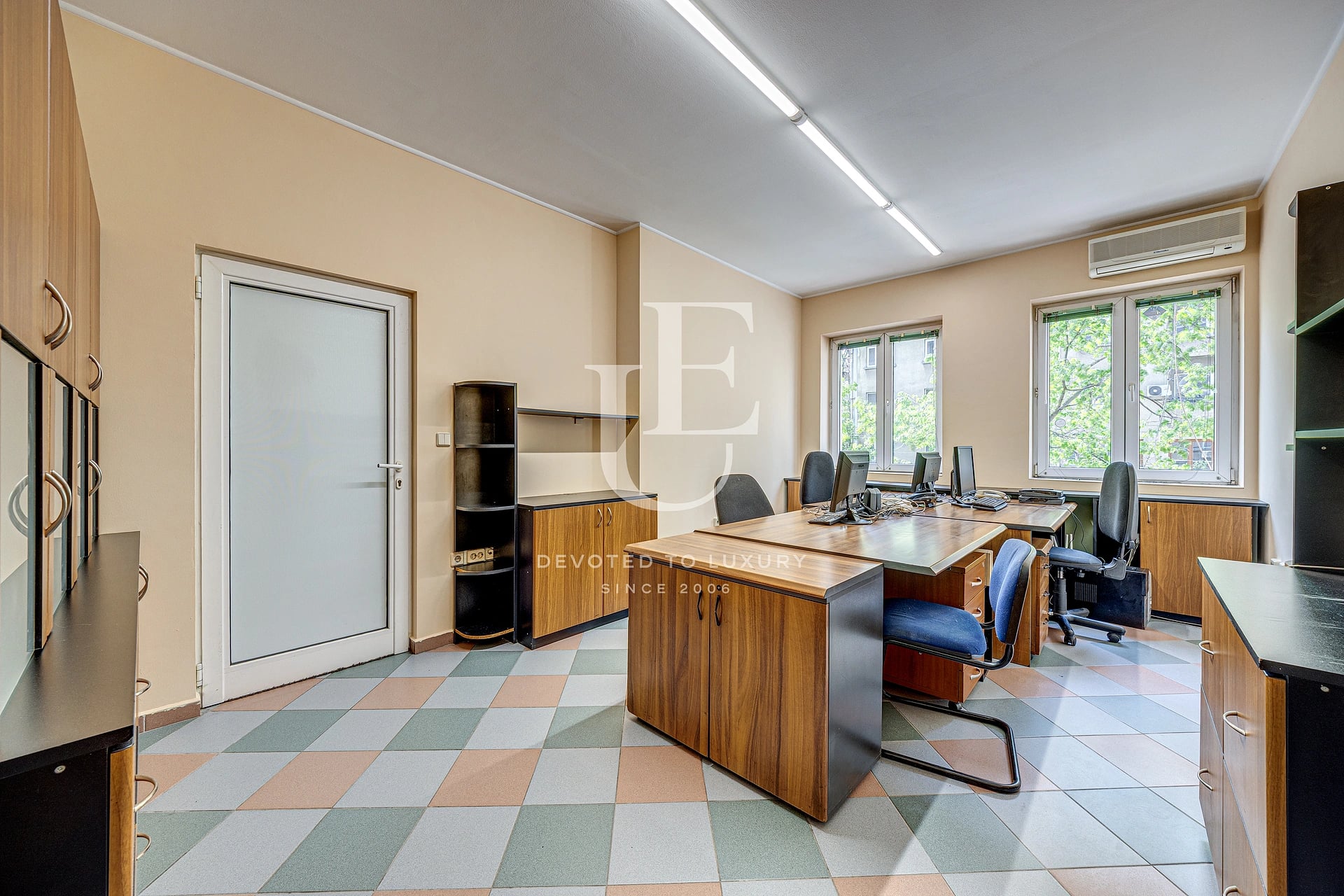 Office for rent at an attractive address – Hristo Botev Blvd.