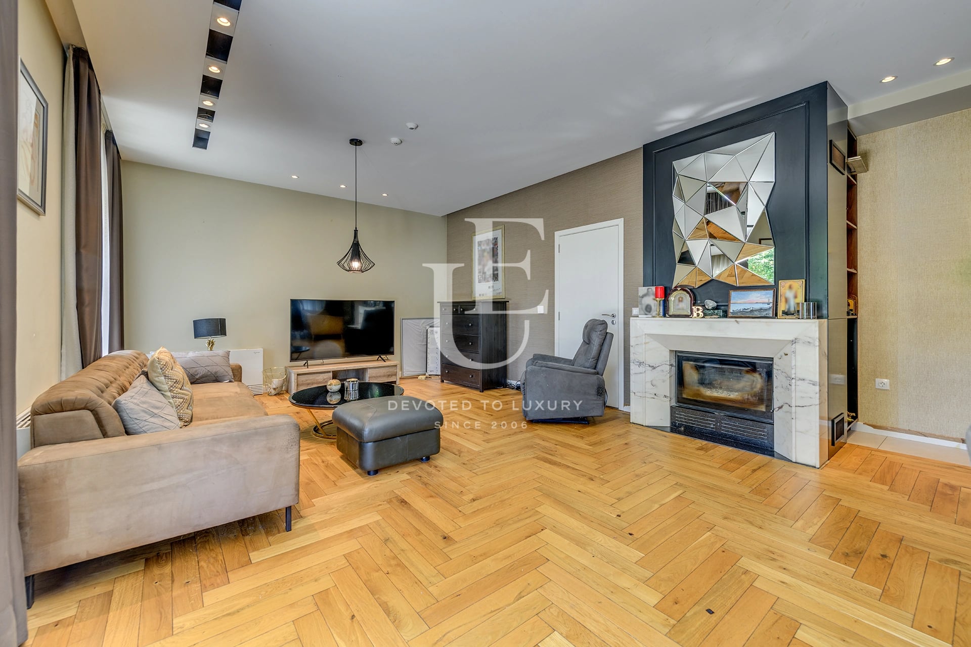 Detached House for Sale in a Gated Residential Complex