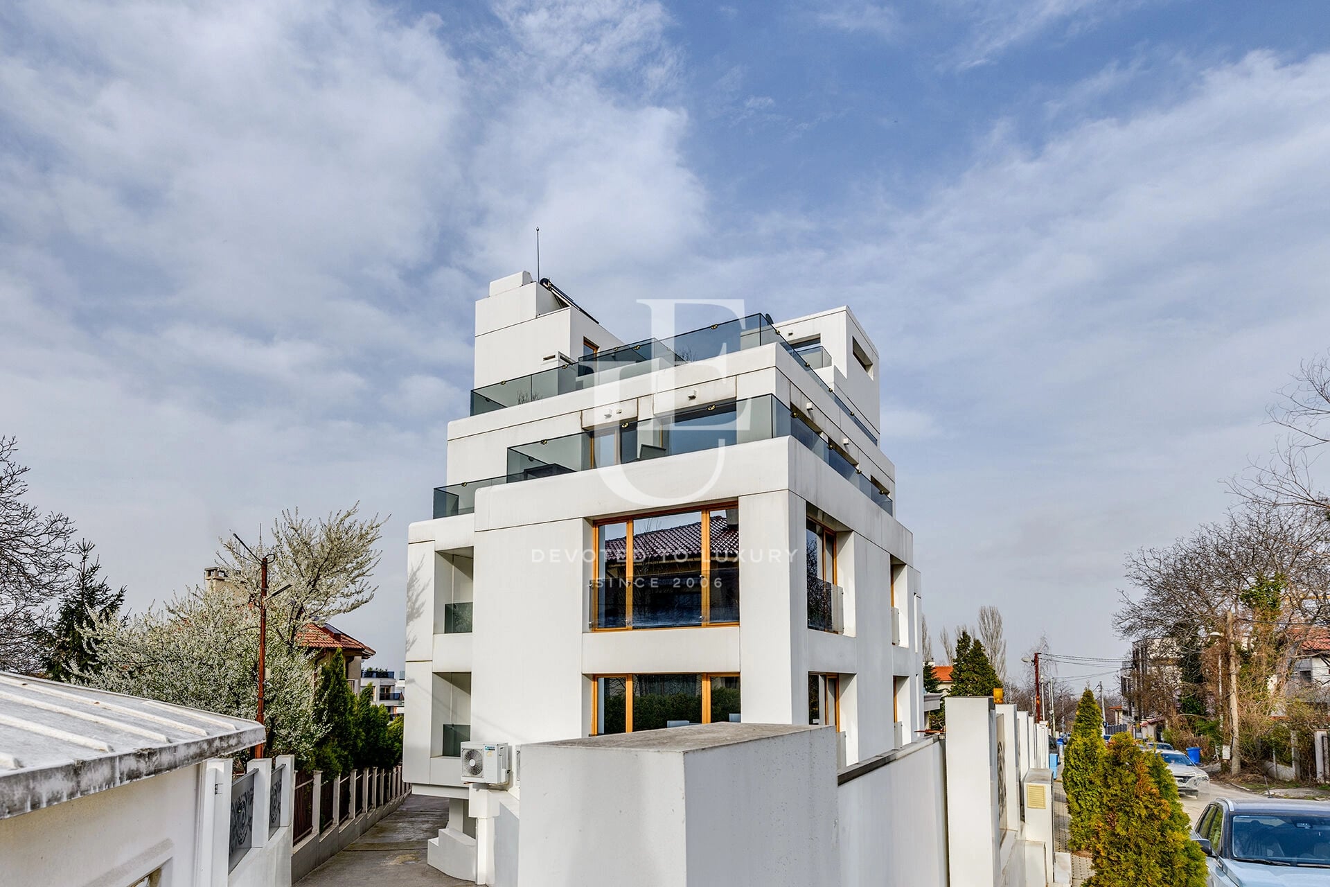 Luxury aparthotel for sale in Dragalevtsi district