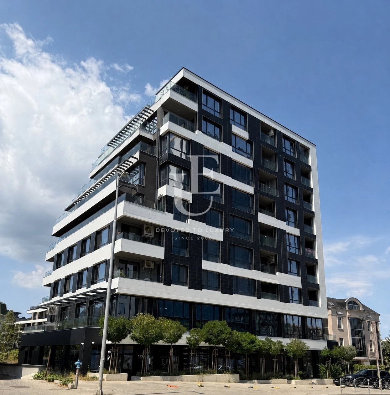 Тhree-bedroom apartment for sale with Act 16