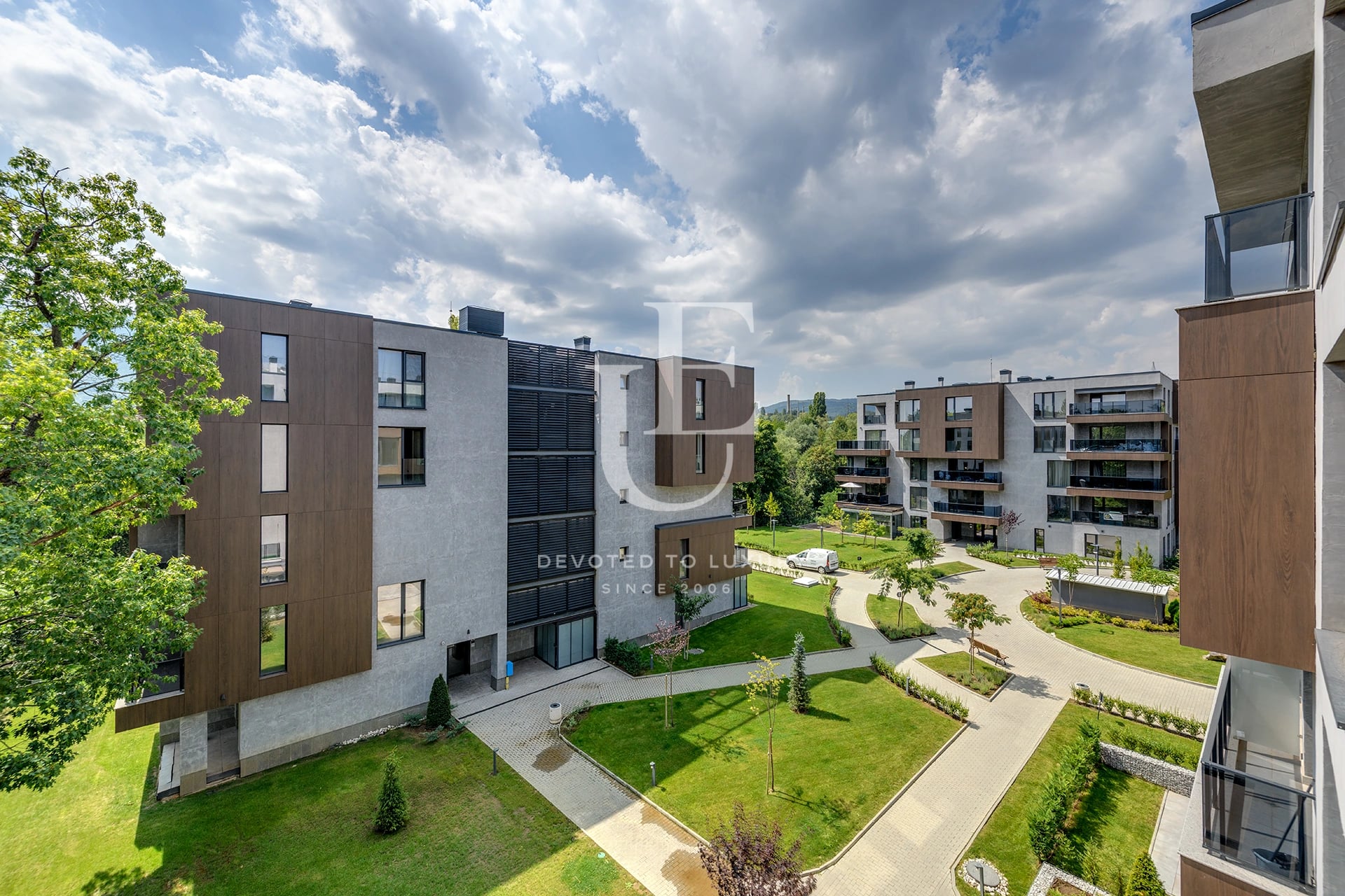A beautiful family apartment in a gated complex, Gorna Banya district