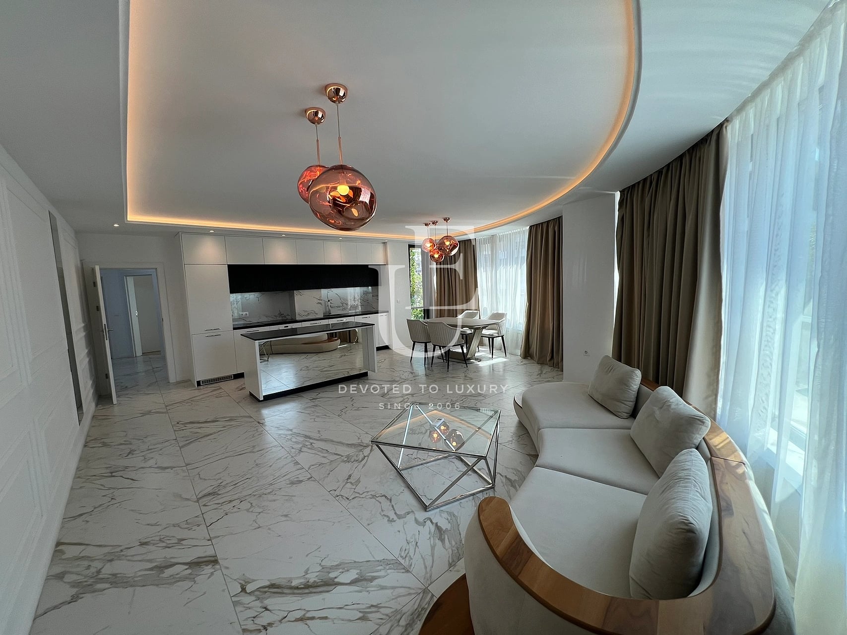 Дизайнерски апартамент под наем