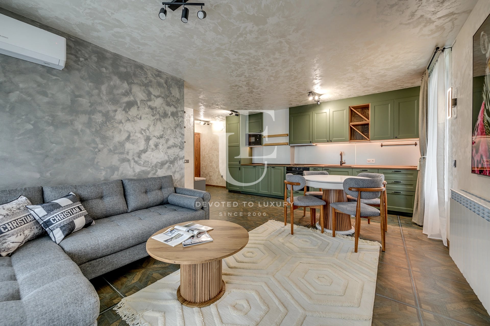 Modern one-bedroom apartment with two parking spaces in a gated complex in the Simeonovo district