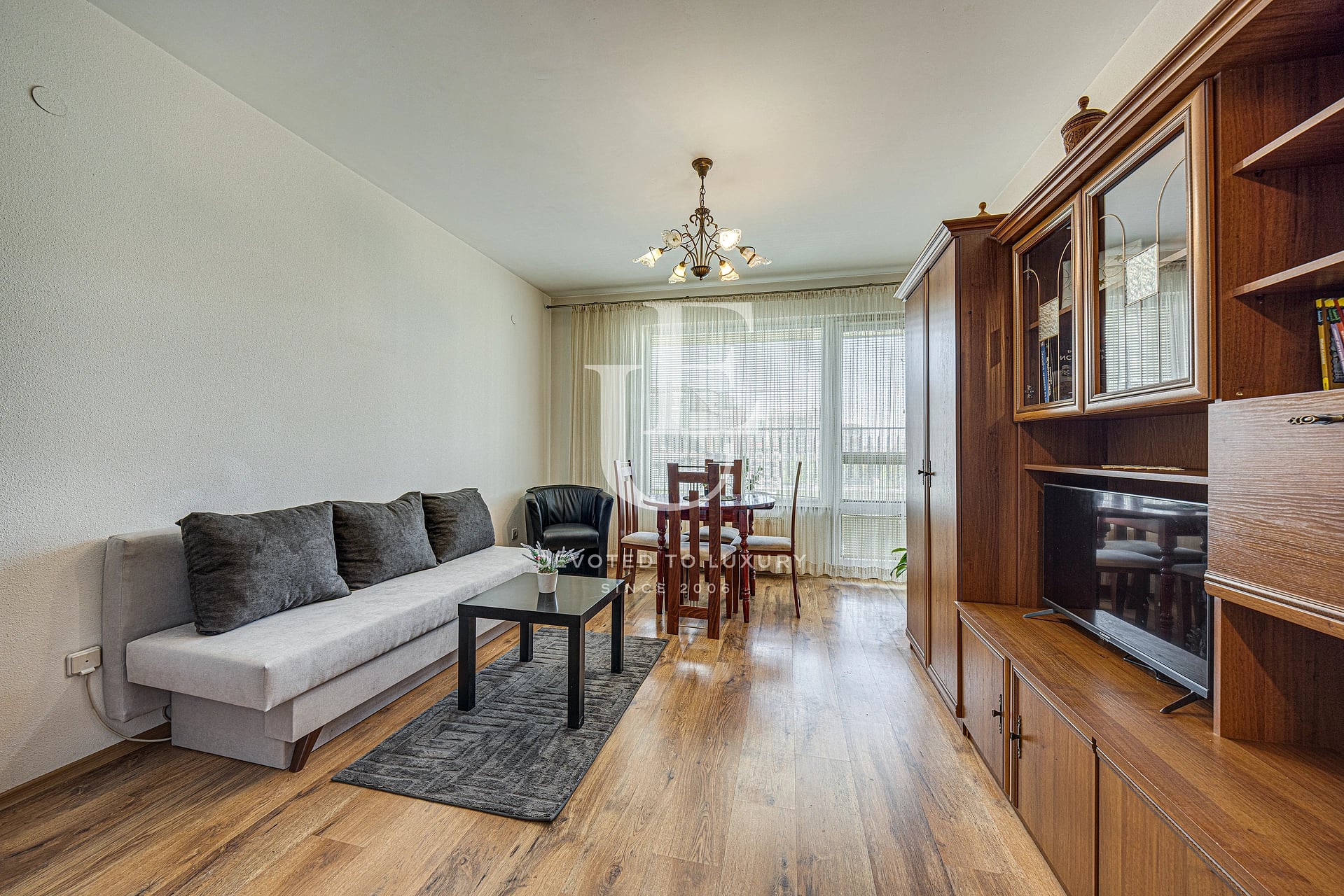 One-bedroom apartment with a view of Vitosha Mountain and parking included