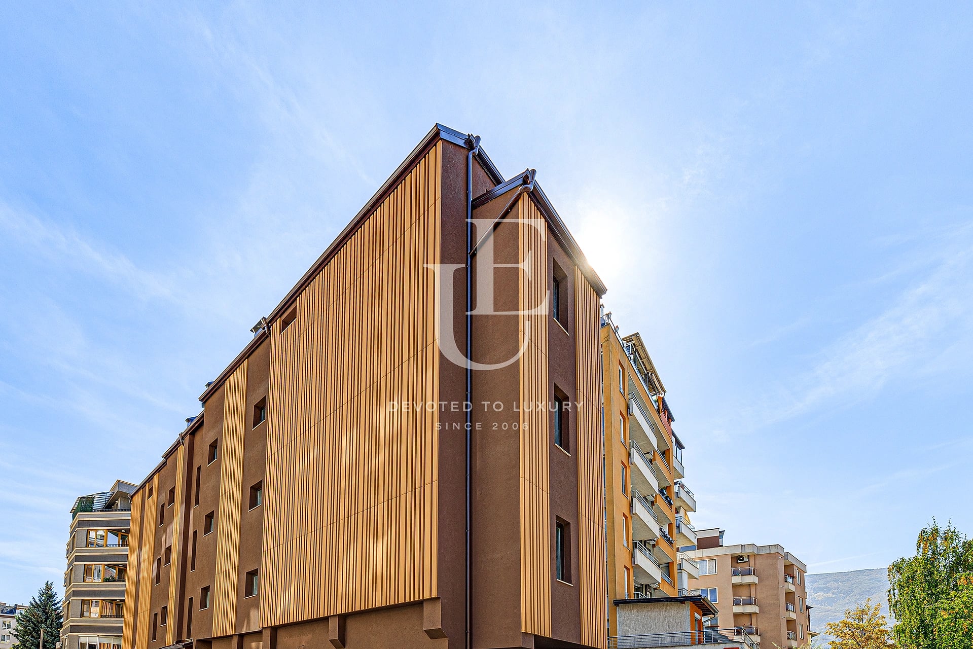 One-Bedroom Apartment for Sale in a New Boutique Building near South Park