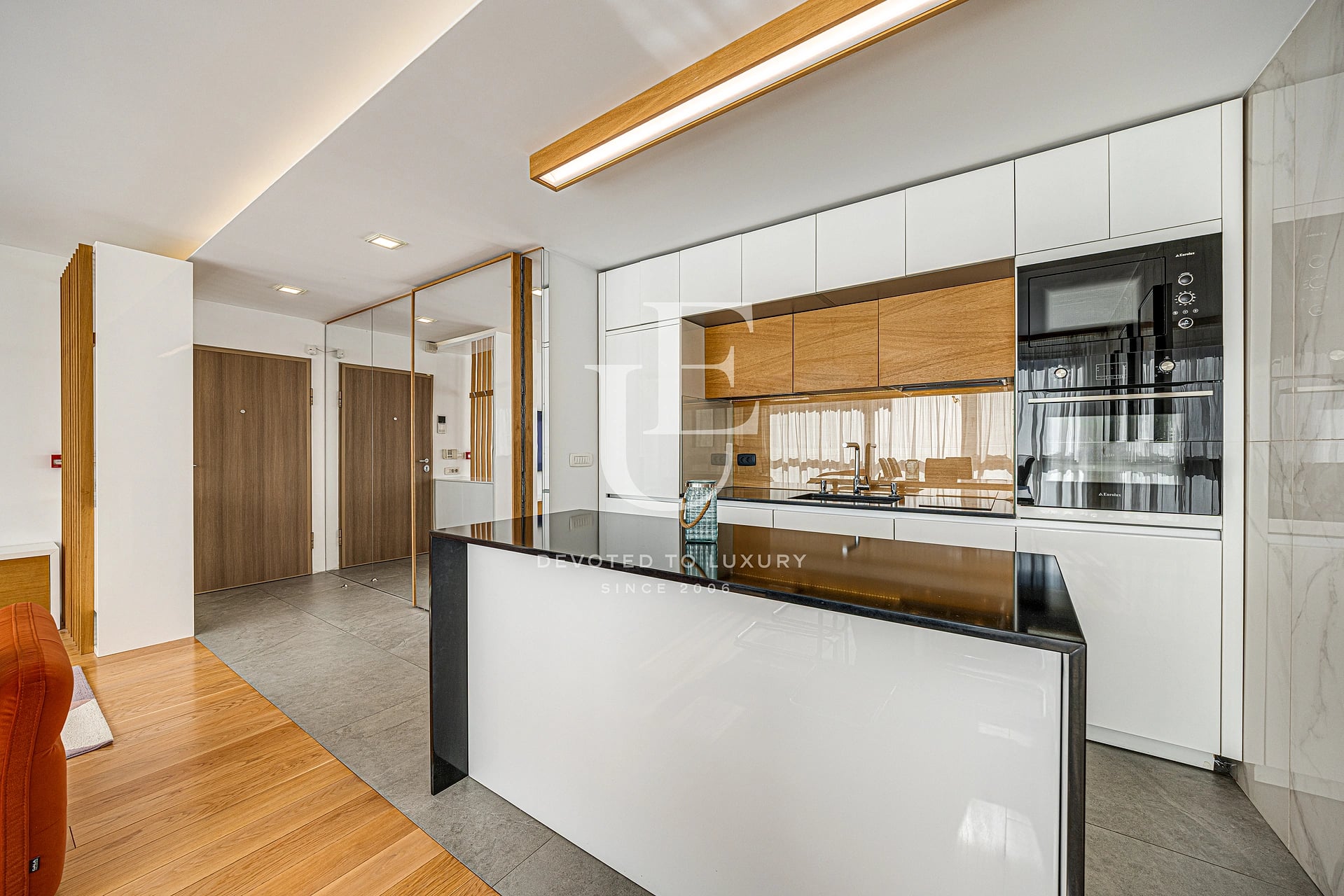 Two-bedroom apartment, Oborishte, Sofia, ID 37244 - Image 3
