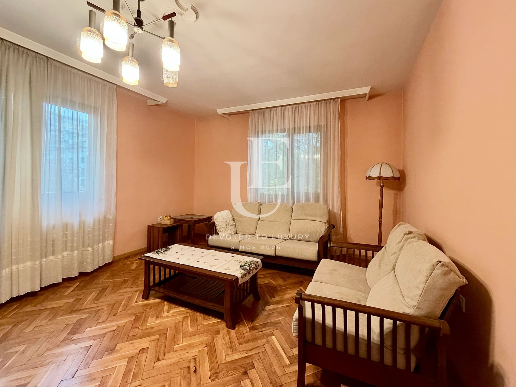 Spacious four-bedroom apartment in Lagera, Sofia