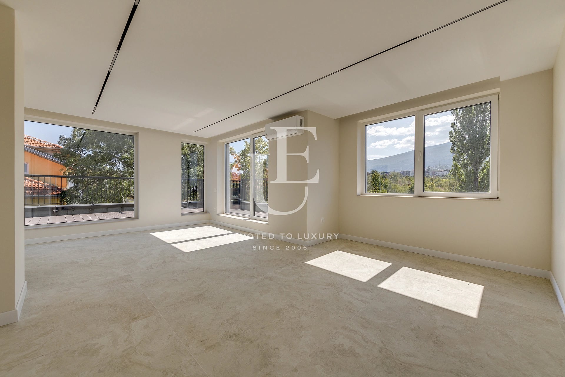 Penthouse with three bedrooms