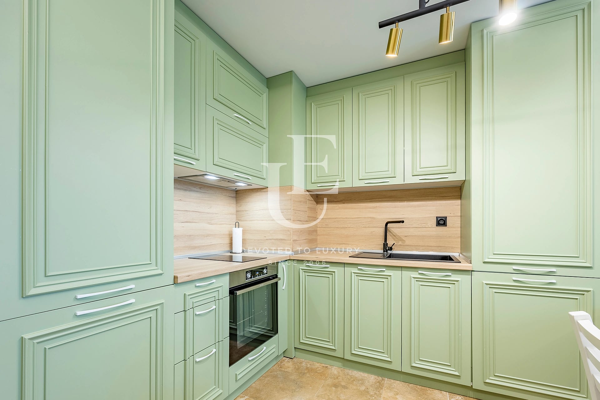 Тристаен апартамент, Витоша, София, ID 37274 - Снимка 2